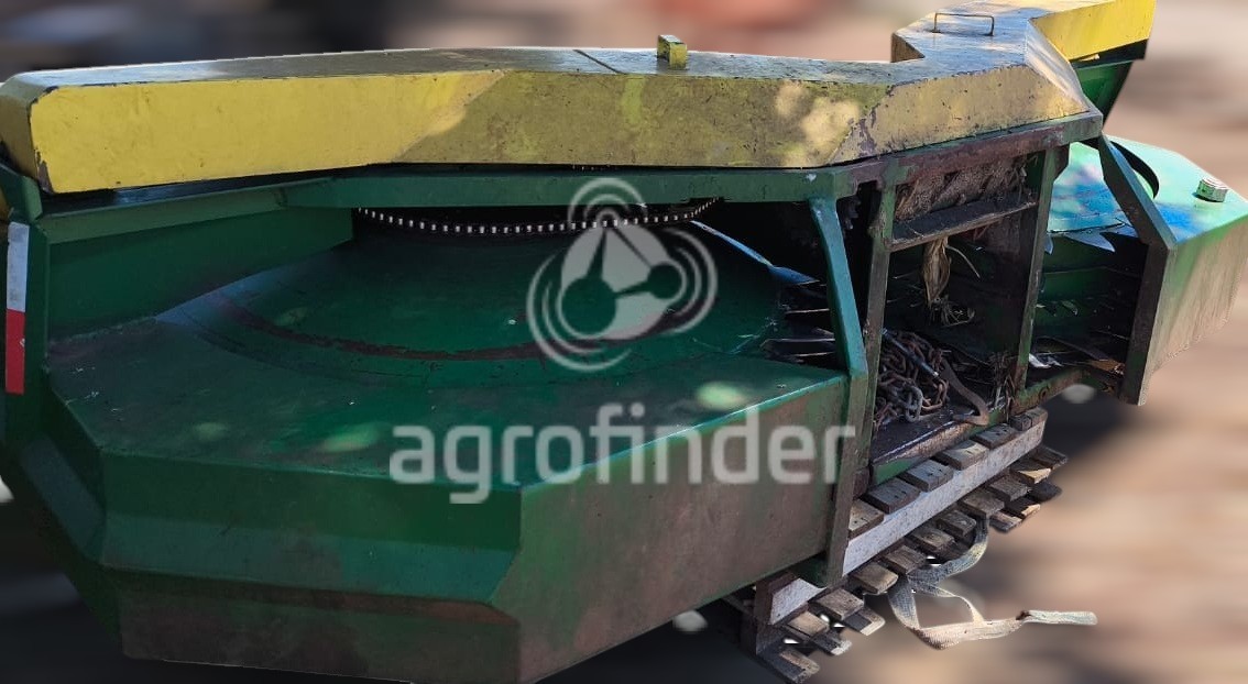 Colhedora de Forragem Massey Ferguson 3640 ano 2019