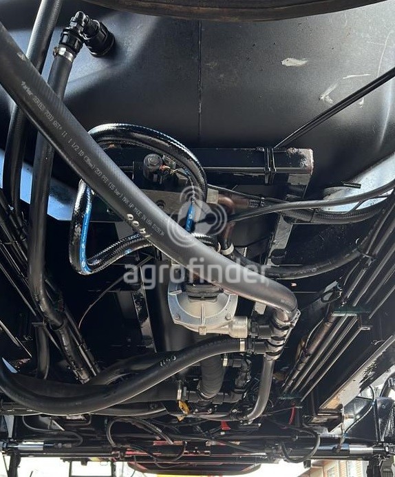 Pulverizador Autopropelido  New Holland SP3500 ano 2014