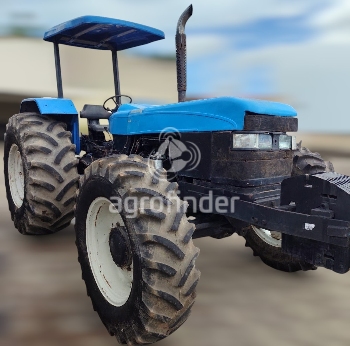 Trator New Holland 8030 ano 2006