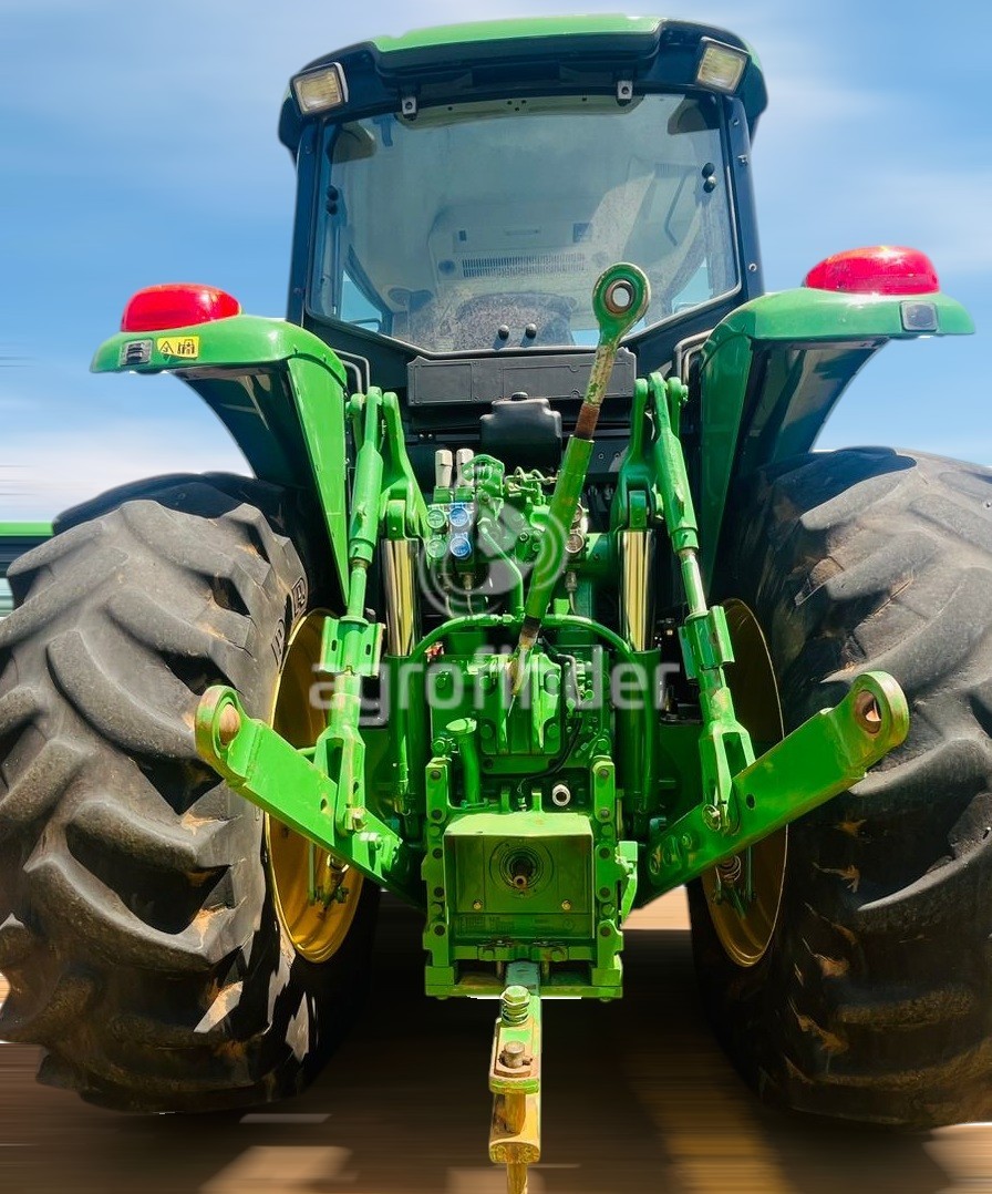 Trator Jonh Deere 6180J ano 2013