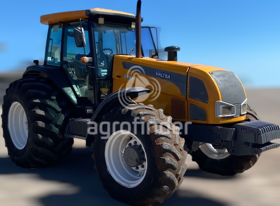 Trator Valtra BH165 Ano 2013