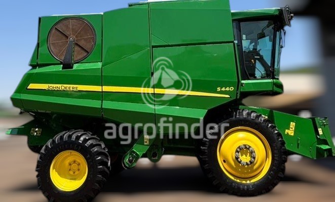 Colheitadeira John Deere S440 ano 2019