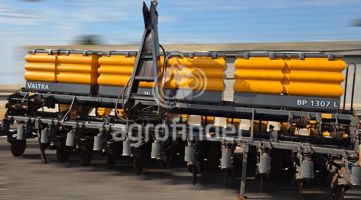 Plantadeira de Verão Valtra BP1307L ano 2020