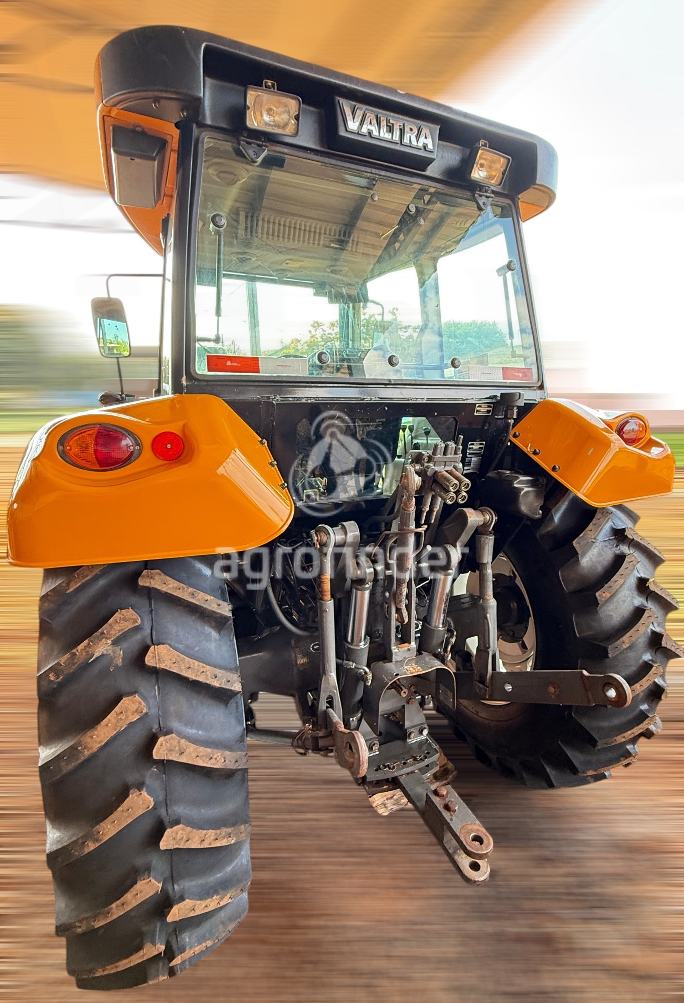 Trator Valtra A750 ano 2015
