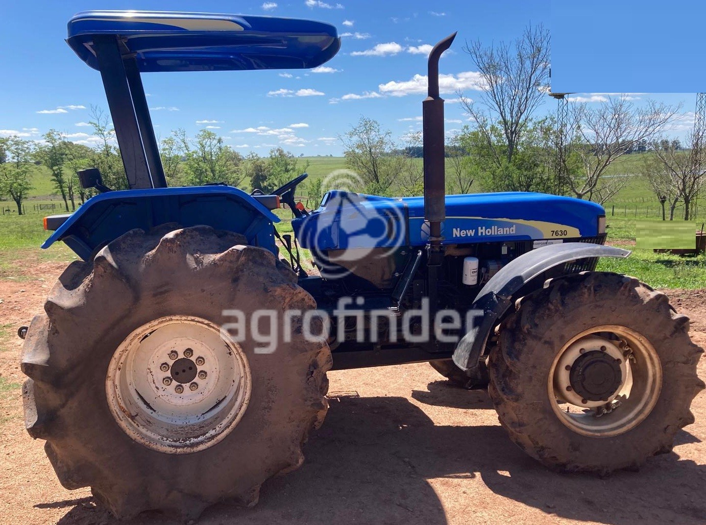 Trator New Holland 7630 ano 2008
