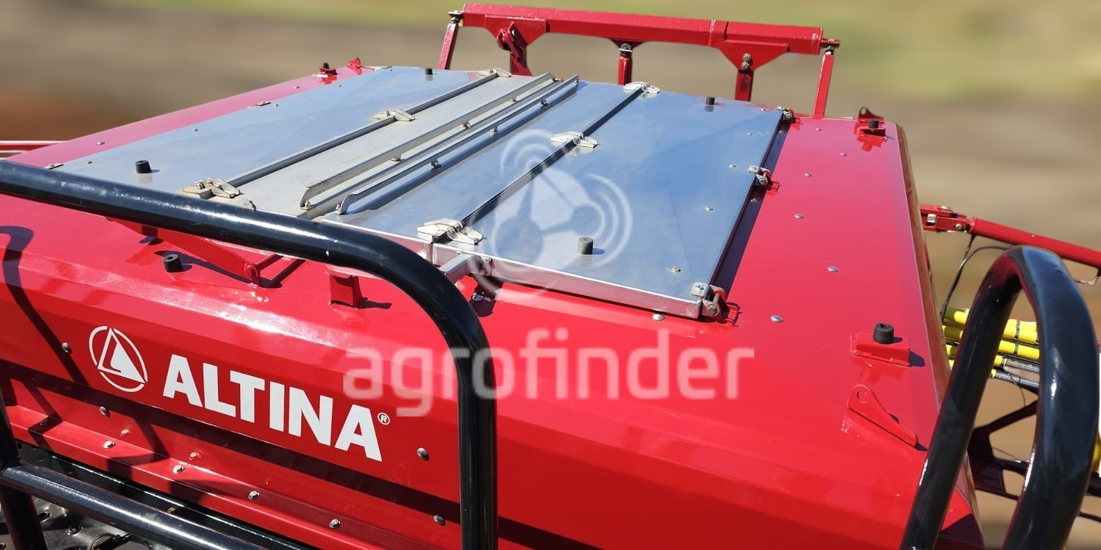 Pulverizador/Distribuidor Case Patriot350 Ano 2012