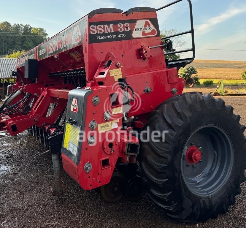 Plantadeira de Inverno Semeato SSM33 Ano 2014