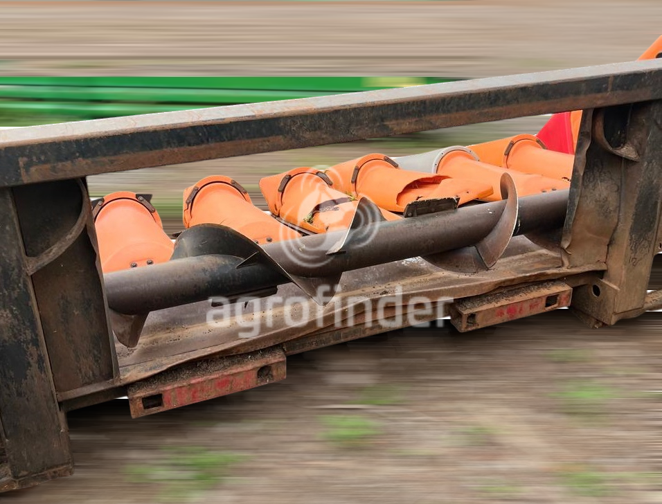 Plataforma de milho Sfil 9 linhas Ano 2007