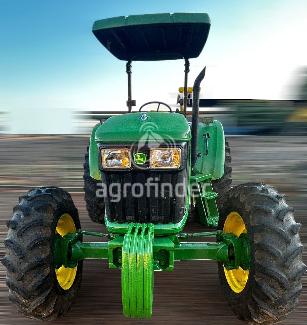 Trator Jonh Deere 5090E ano 2015