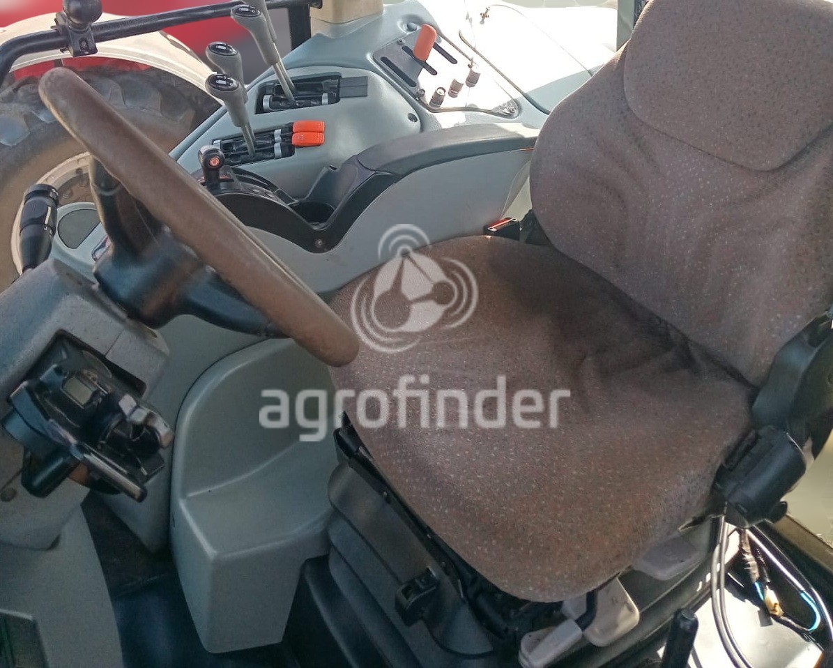 Trator Valtra BT210 ano 2013