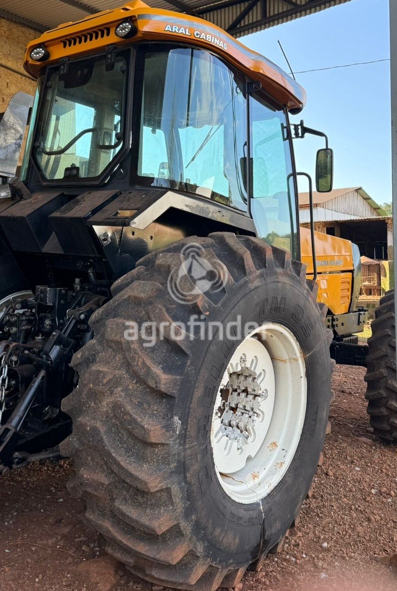 Trator Valtra 1780R ano 2002