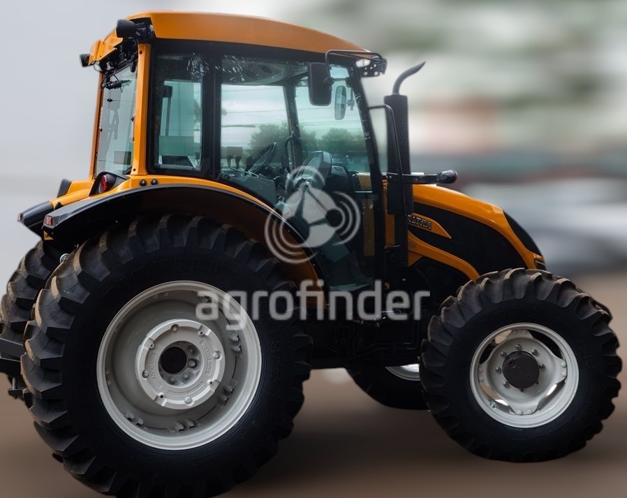 Trator Valtra A104 ano 2025