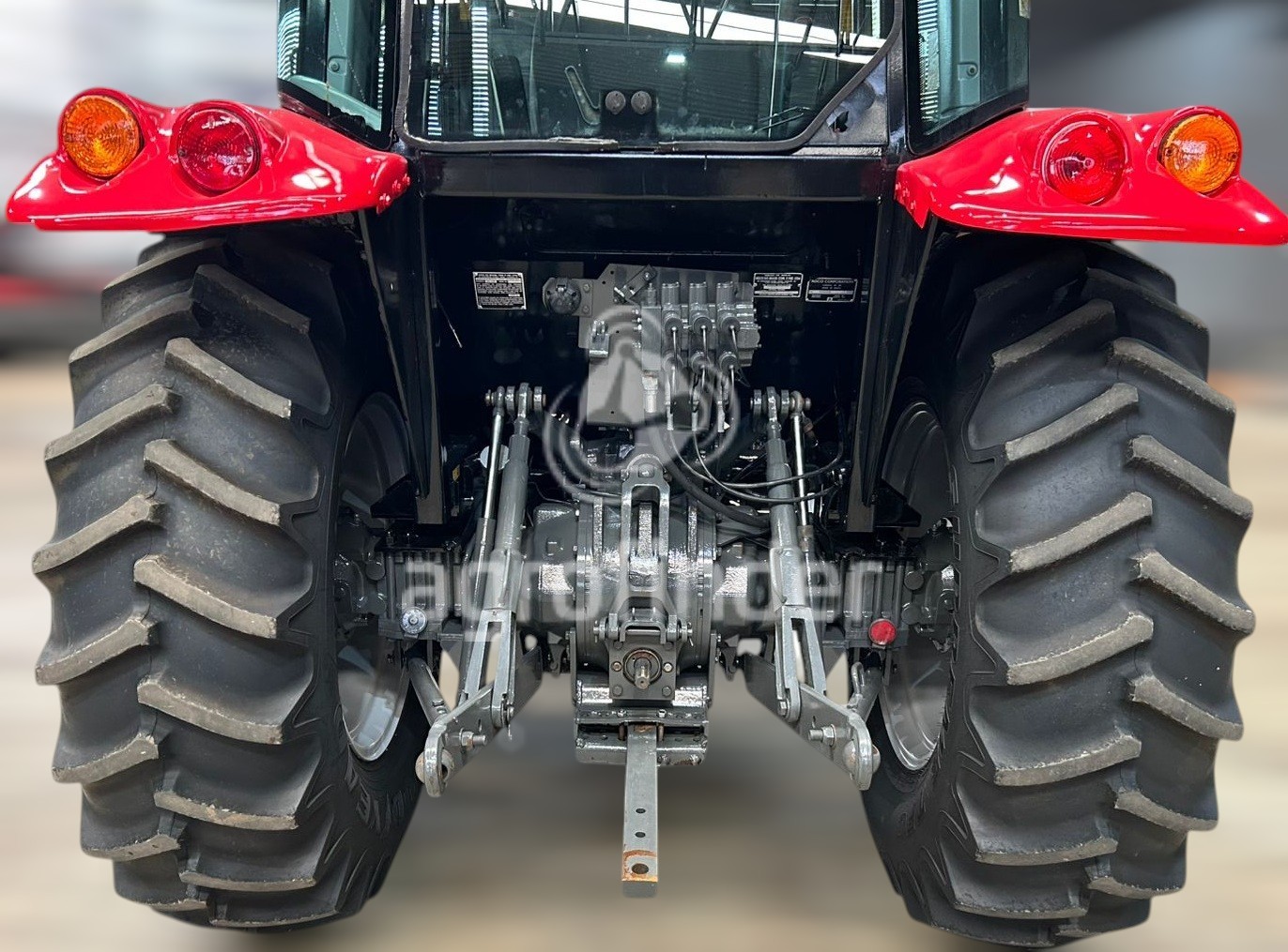 Trator Massey Ferguson  4283 ano 2012/13