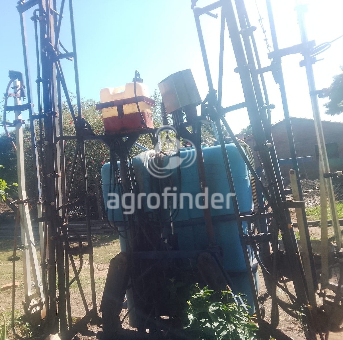 Pulverizador Hidráulico Aral  Velleninho 900L Ano 2010