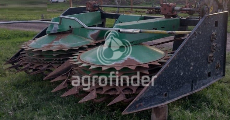 Colhedora de Forragem  ZS 2010 Ano 2018