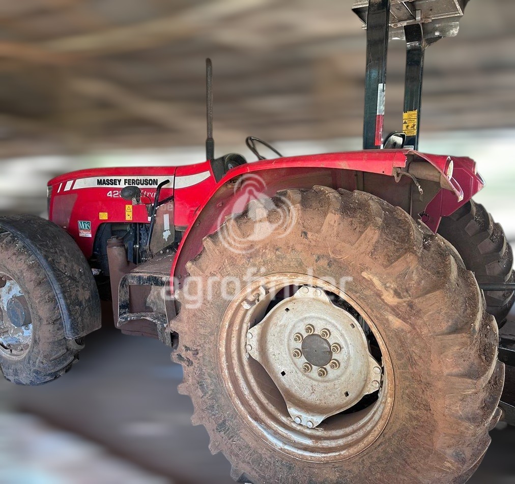 Trator Massey Ferguson 4280Xtra ano 2021