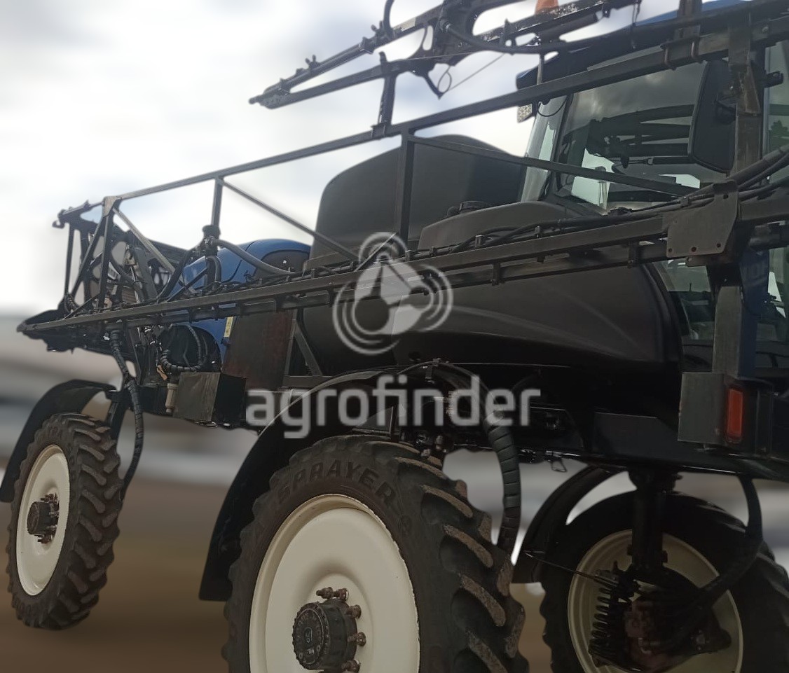 Pulverizador Autopropelido New Holland 2500 Ano 2013
