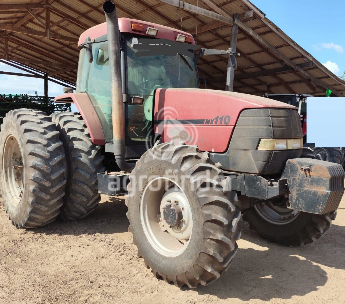 Trator Case MX.110 ano 2008