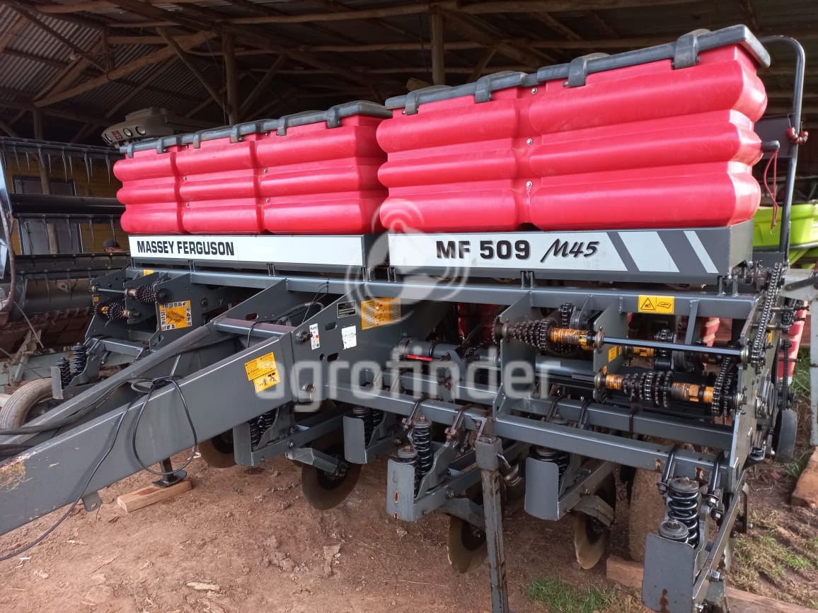 Plantadeira de Verão Massey Ferguson MF409 ano 2011