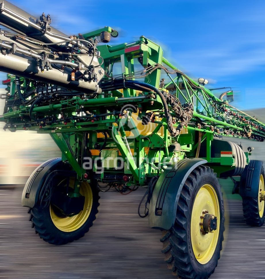 Pulverizador Autopropelido John Deere 4730 ano 2013