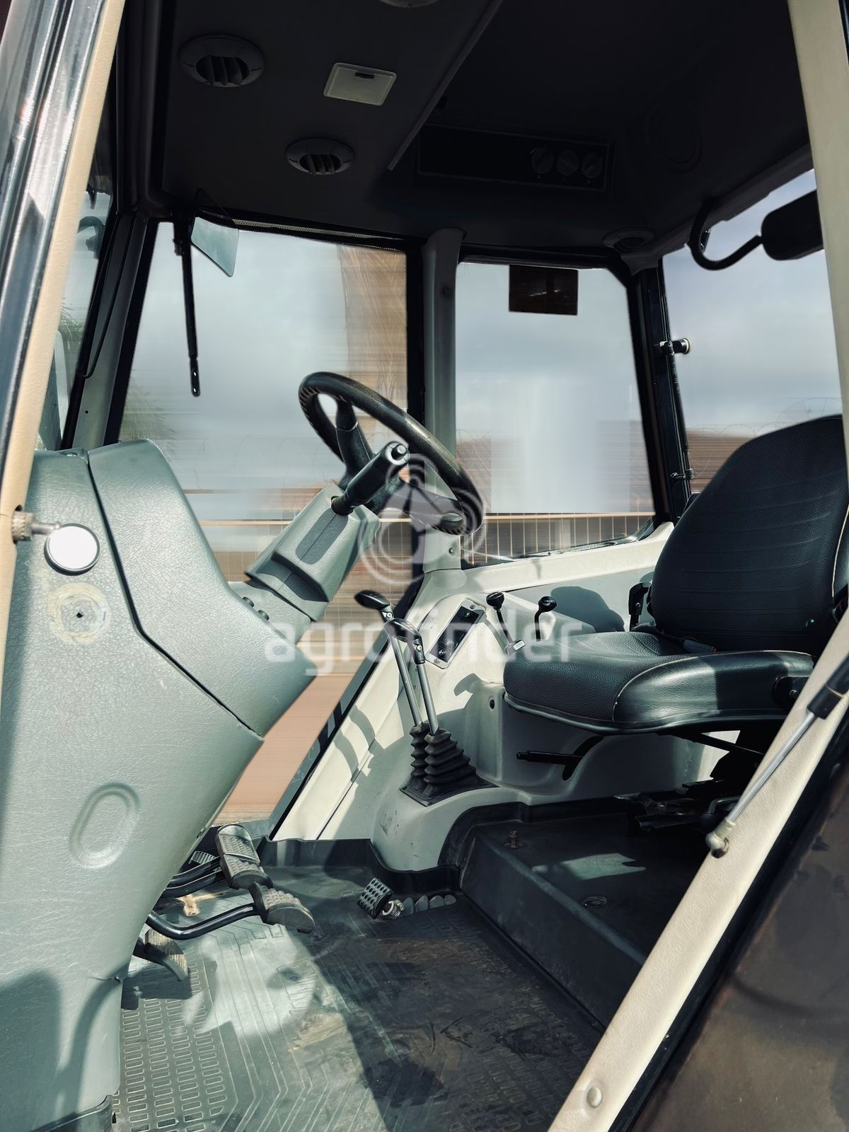 Trator Valtra BM100 Ano 2018