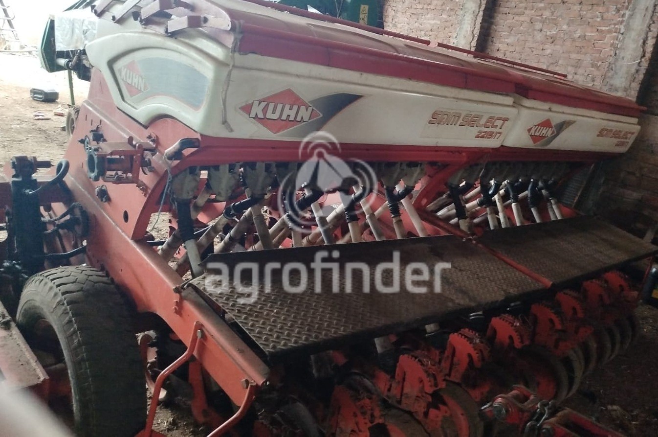 Plantadeira Múltipla Kuhn  SDM Select 2215/17 Ano 2013