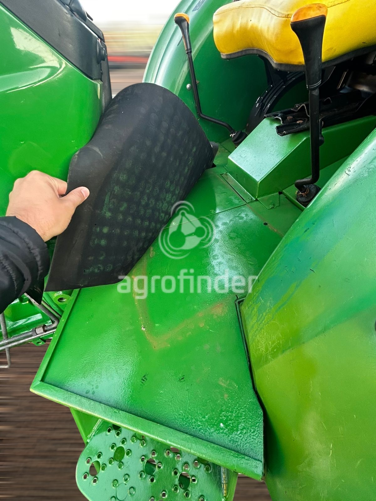 Trator Jonh Deere 5090E ano 2015