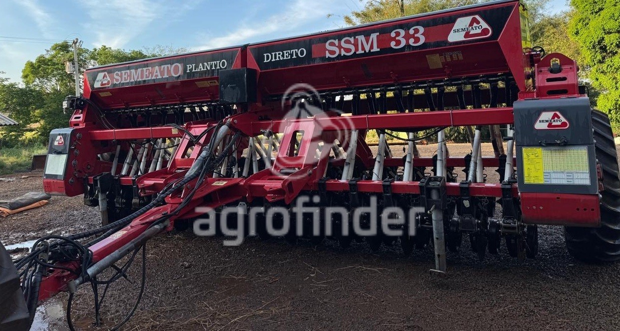 Plantadeira de Inverno Semeato SSM33 Ano 2014