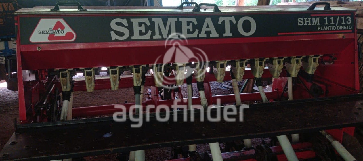 Plantadeira Múltipla Semeato SHM11/13 ano 2000