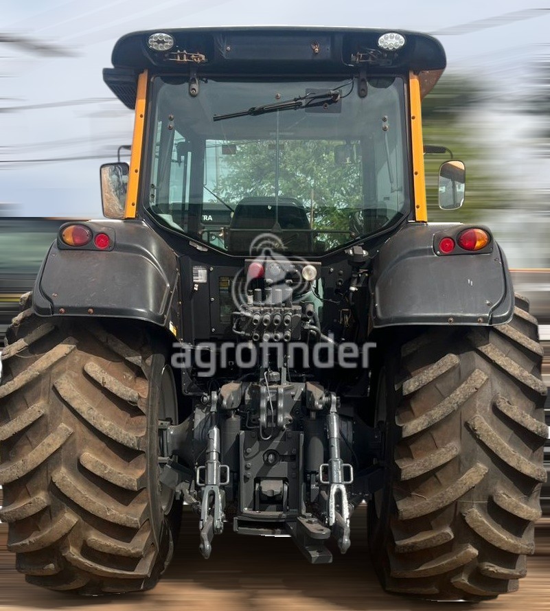 Trator Valtra BH210 Ano 2013