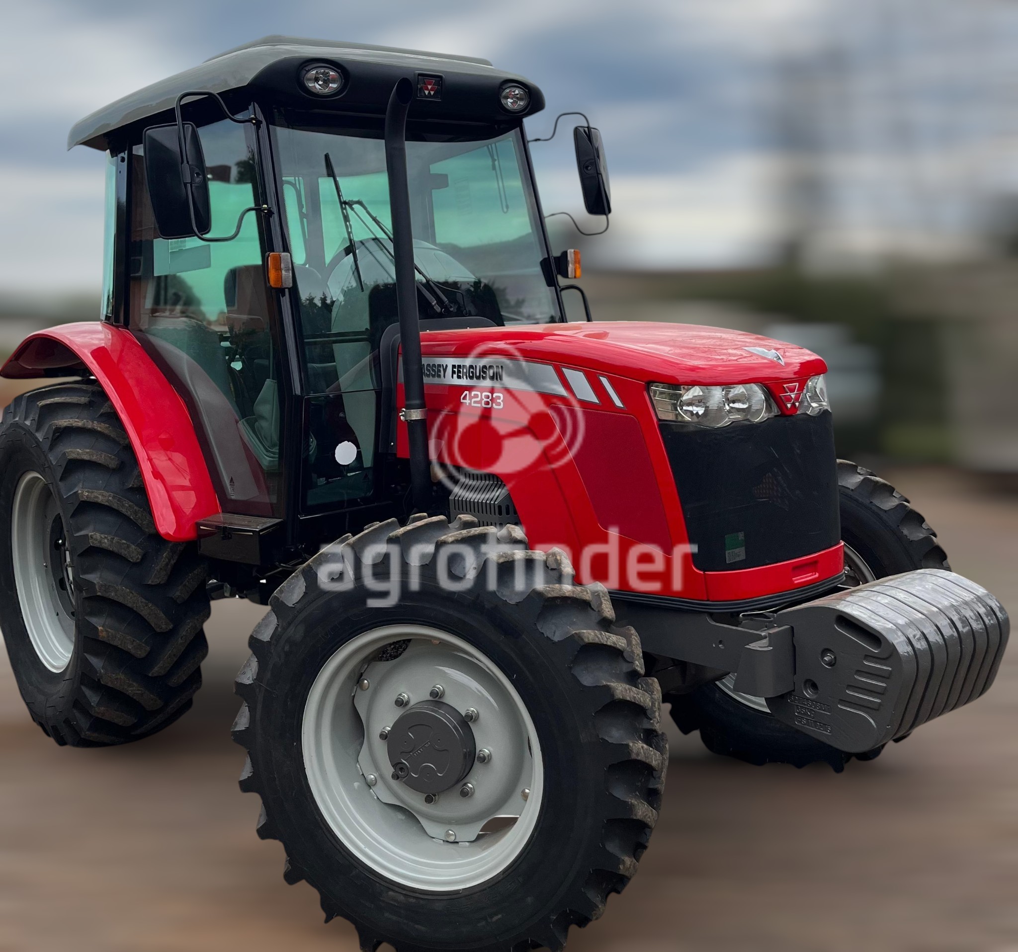 Trator Massey Ferguson  4283 ano 2015