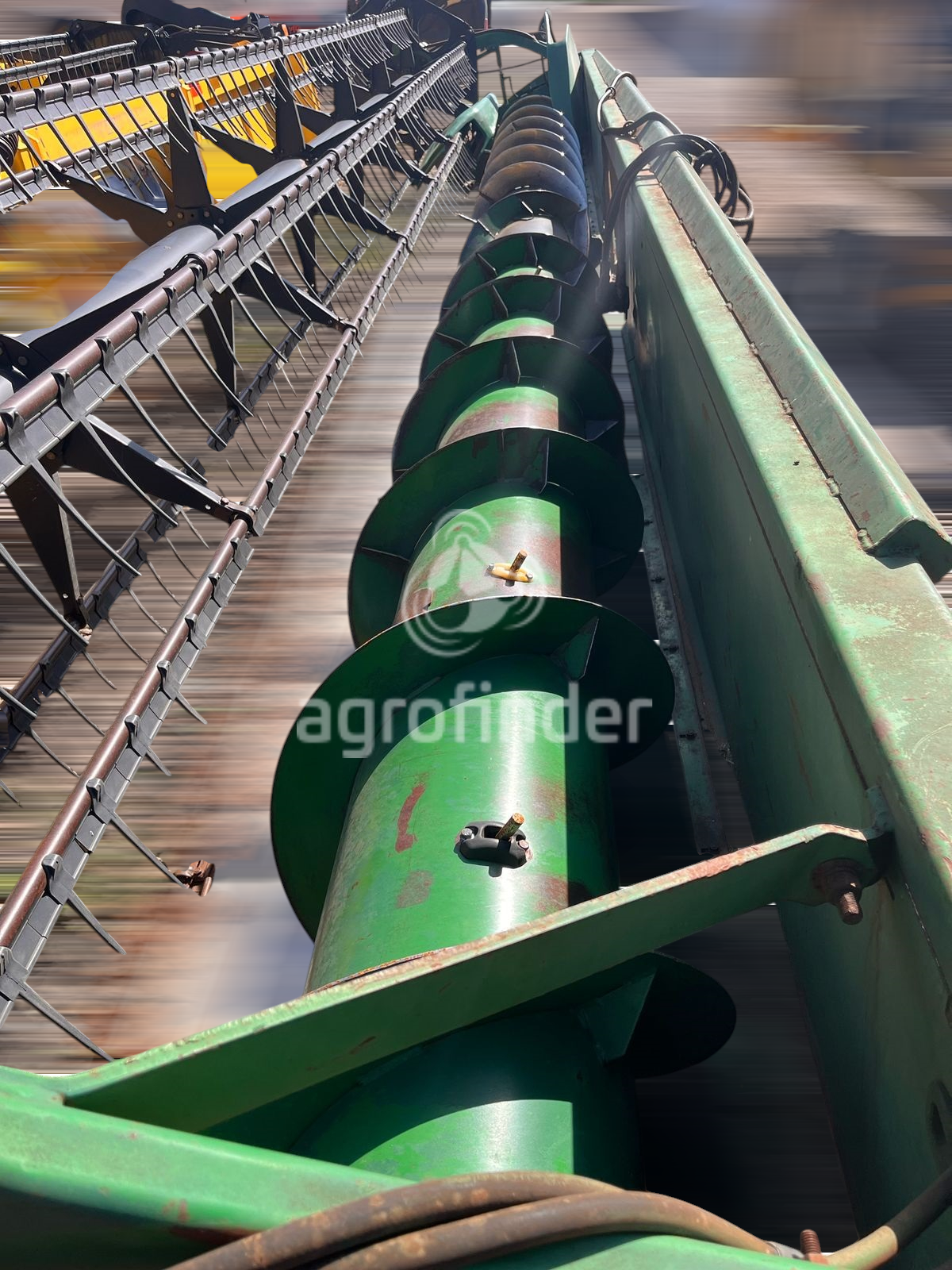 Plataforma de corte John Deere 630F Ano 2004