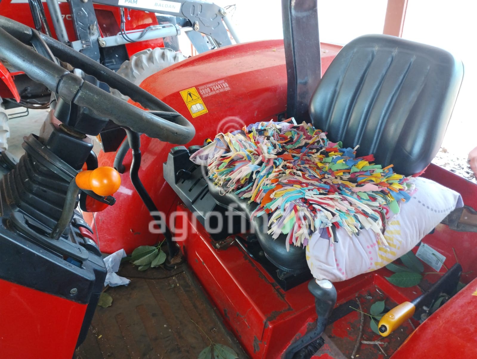 Trator Massey Ferguson  4707 ano 2020