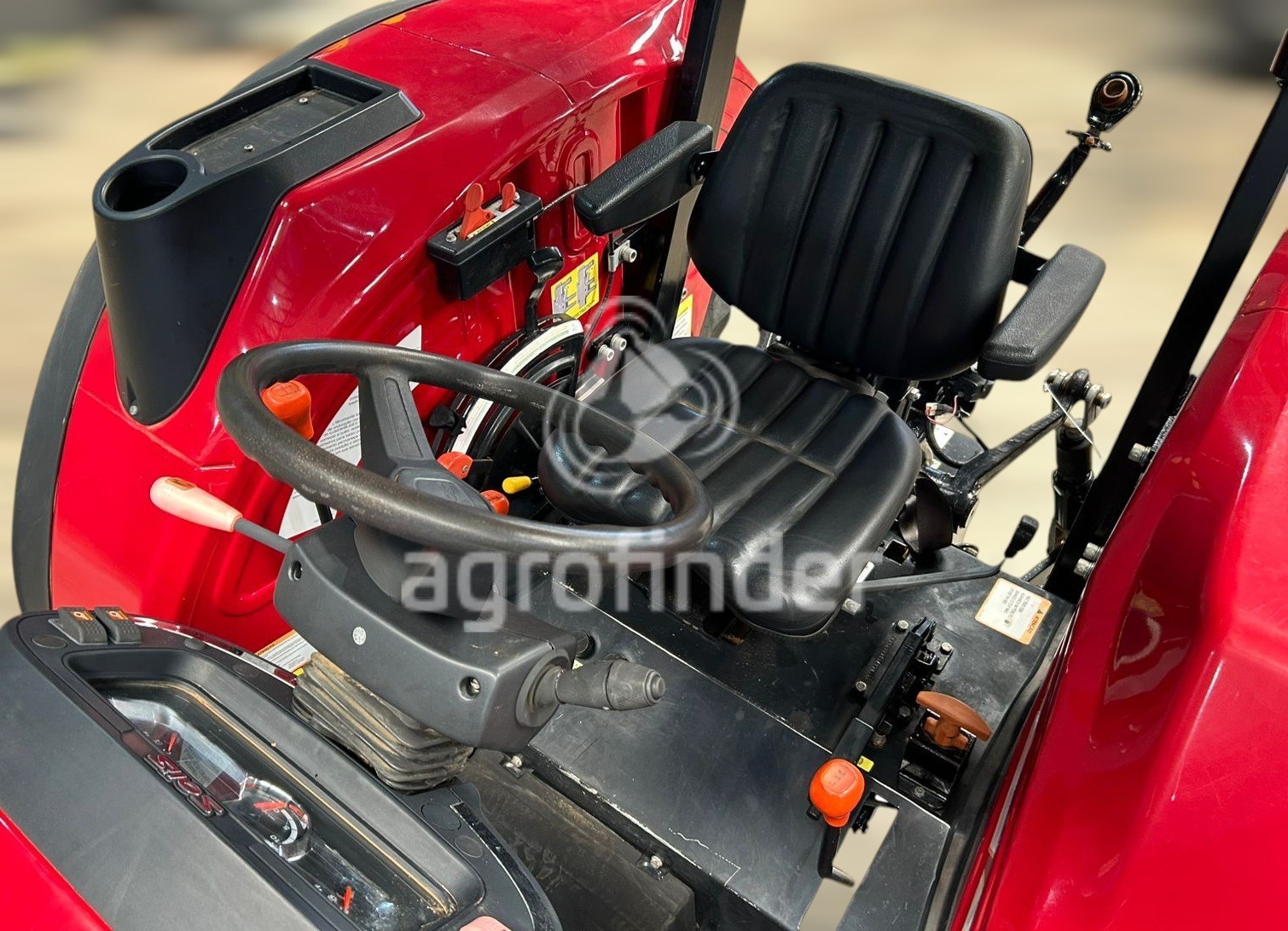 Trator Yanmar Solis90 Ano 2023