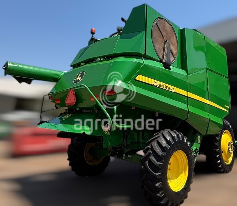 Colheitadeira John Deere S440 ano 2019