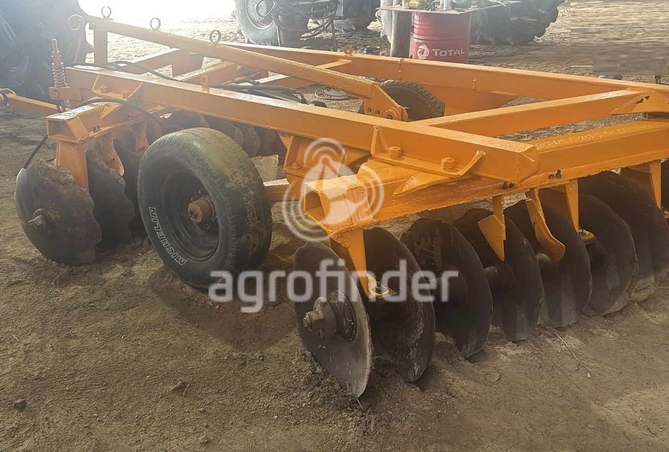 Grade Aradora Tatu 22 discos Ano 2012