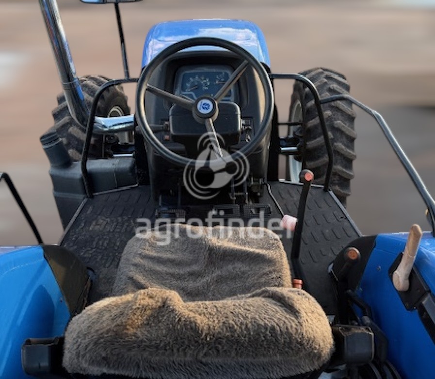 Trator New Holland TL75E Ano 2015