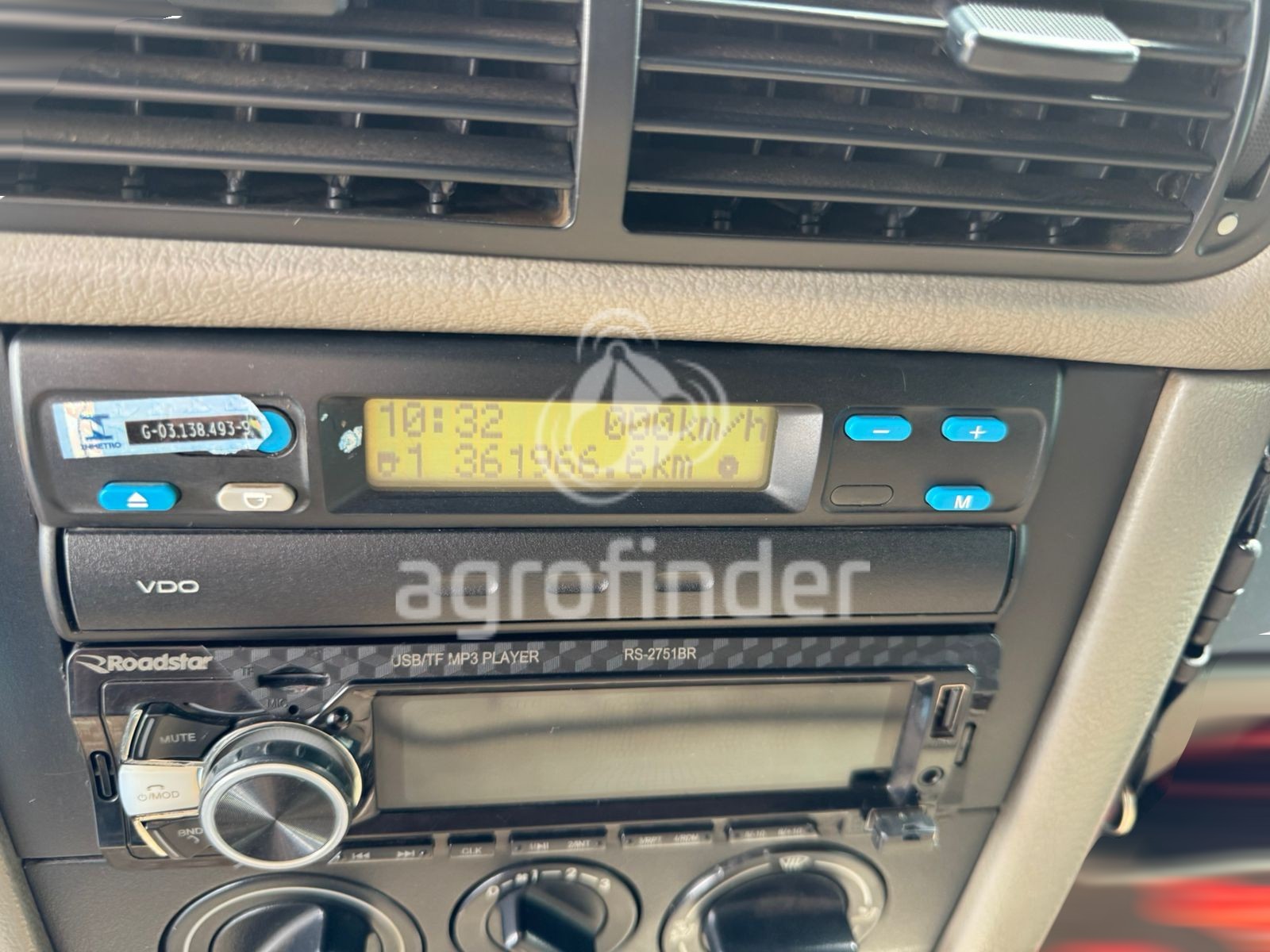 Caminhão  Volkswagen 8.150 Ano 2011