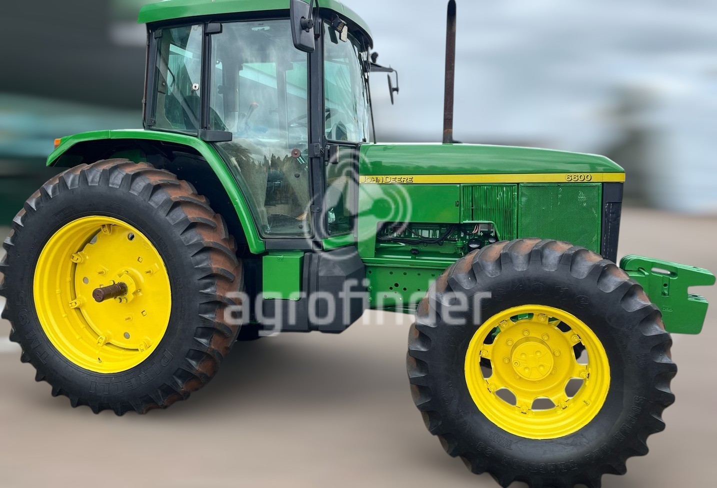 Trator Jonh Deere 6600 ano 1999