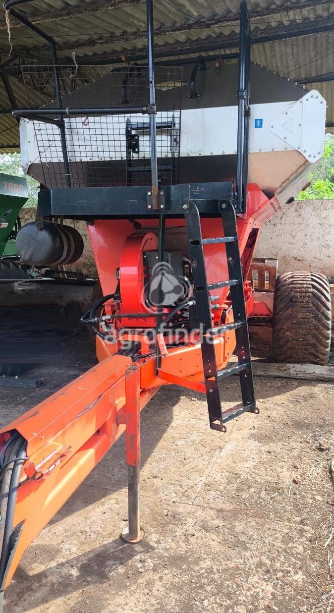 Plantadeira de Inverno Kuhn QuadraVenta10.000 ano 2013