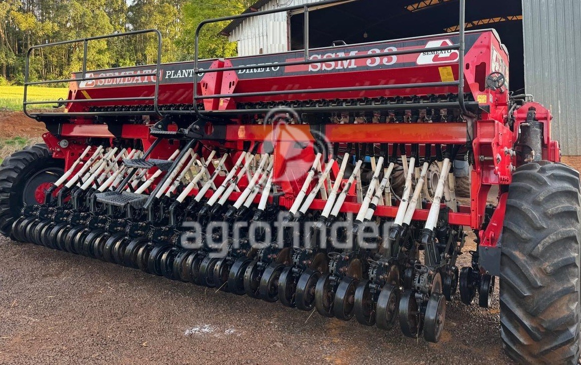 Plantadeira de Inverno Semeato SSM33 Ano 2014