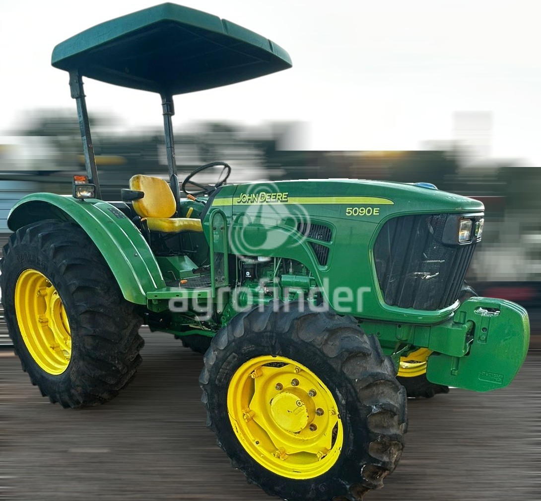 Trator Jonh Deere 5090E ano 2015