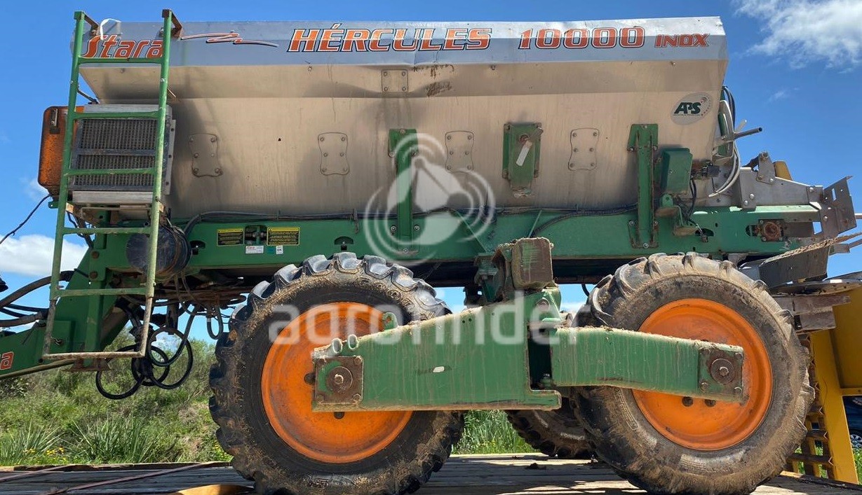 Distribuidor de Sólidos  Stara  Hércules 10.000 Inox Ano 2015