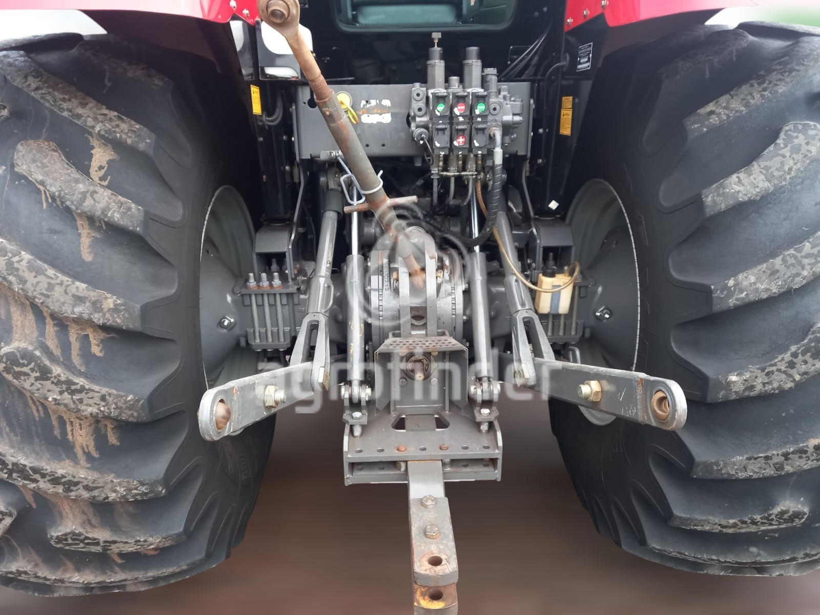 Trator Massey Ferguson 7180 ano 2013