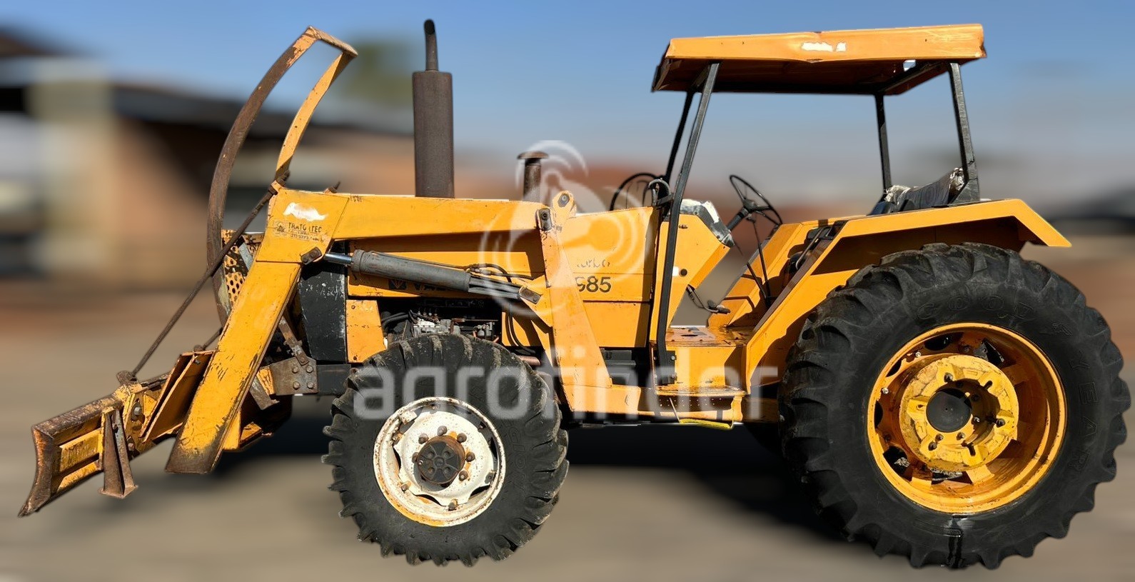 Trator Valmet 985 ano 1995