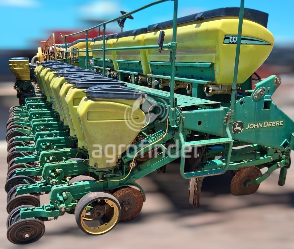 Plantadeira de Verão John Deere 1113 ano 2011