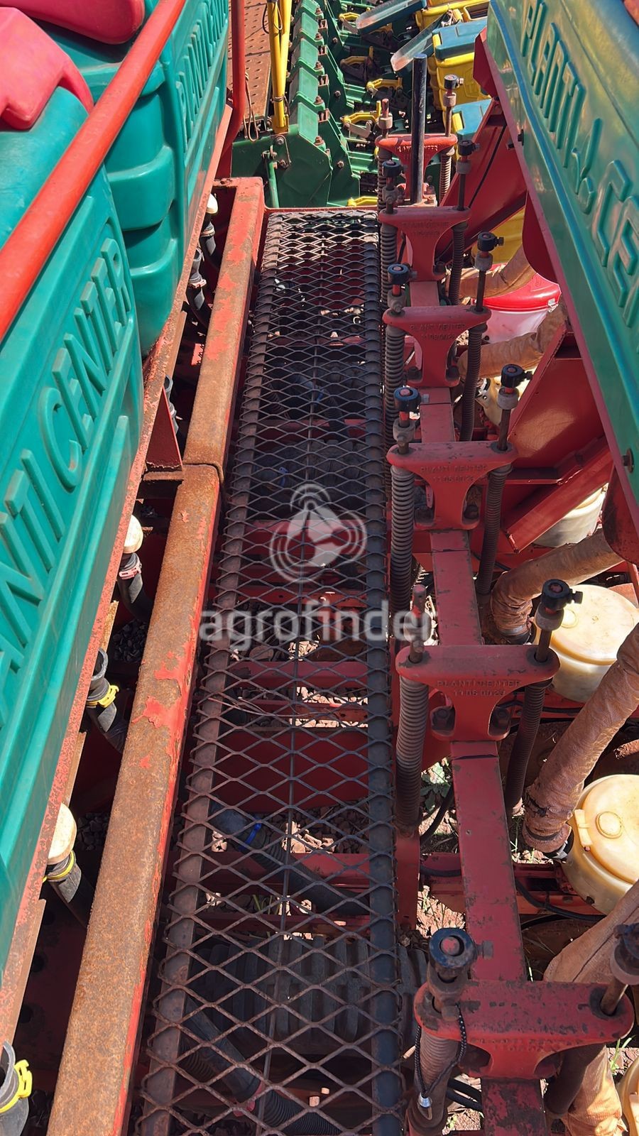 Plantadeira de Verão Planticenter  Terraçus 13.000 Ano 2011