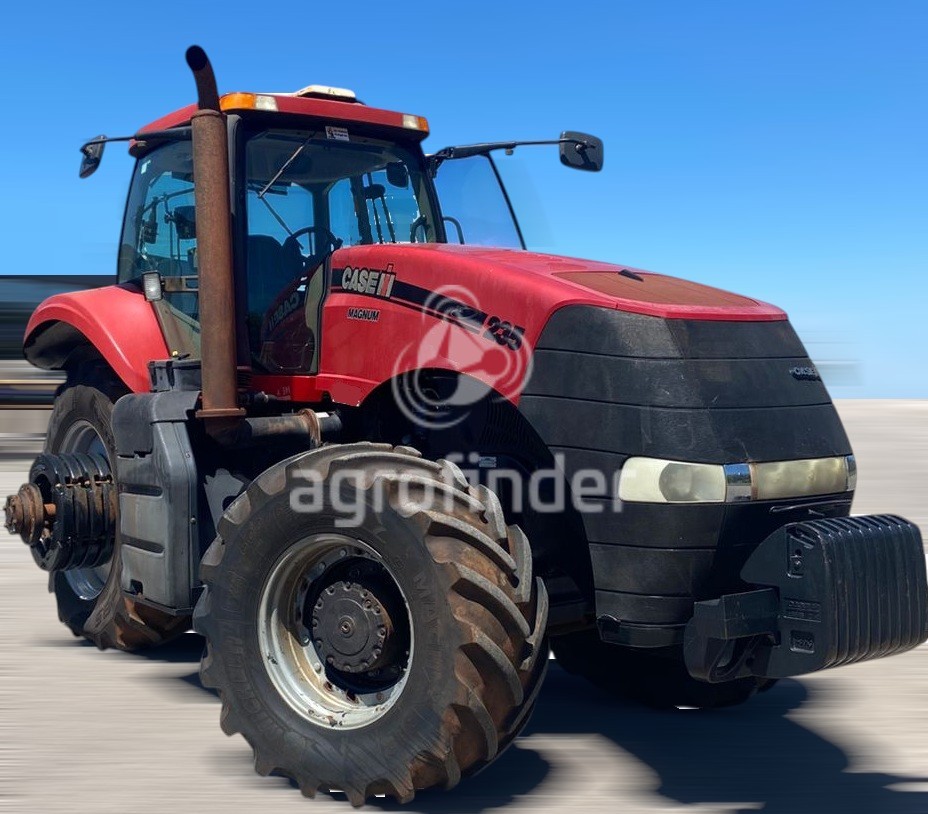 Trator Case Magnum235  ano 2013