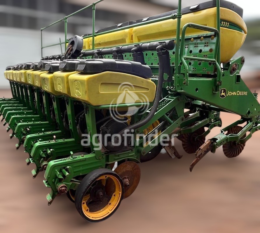 Plantadeira de Verão John Deere 1111 ano 2011