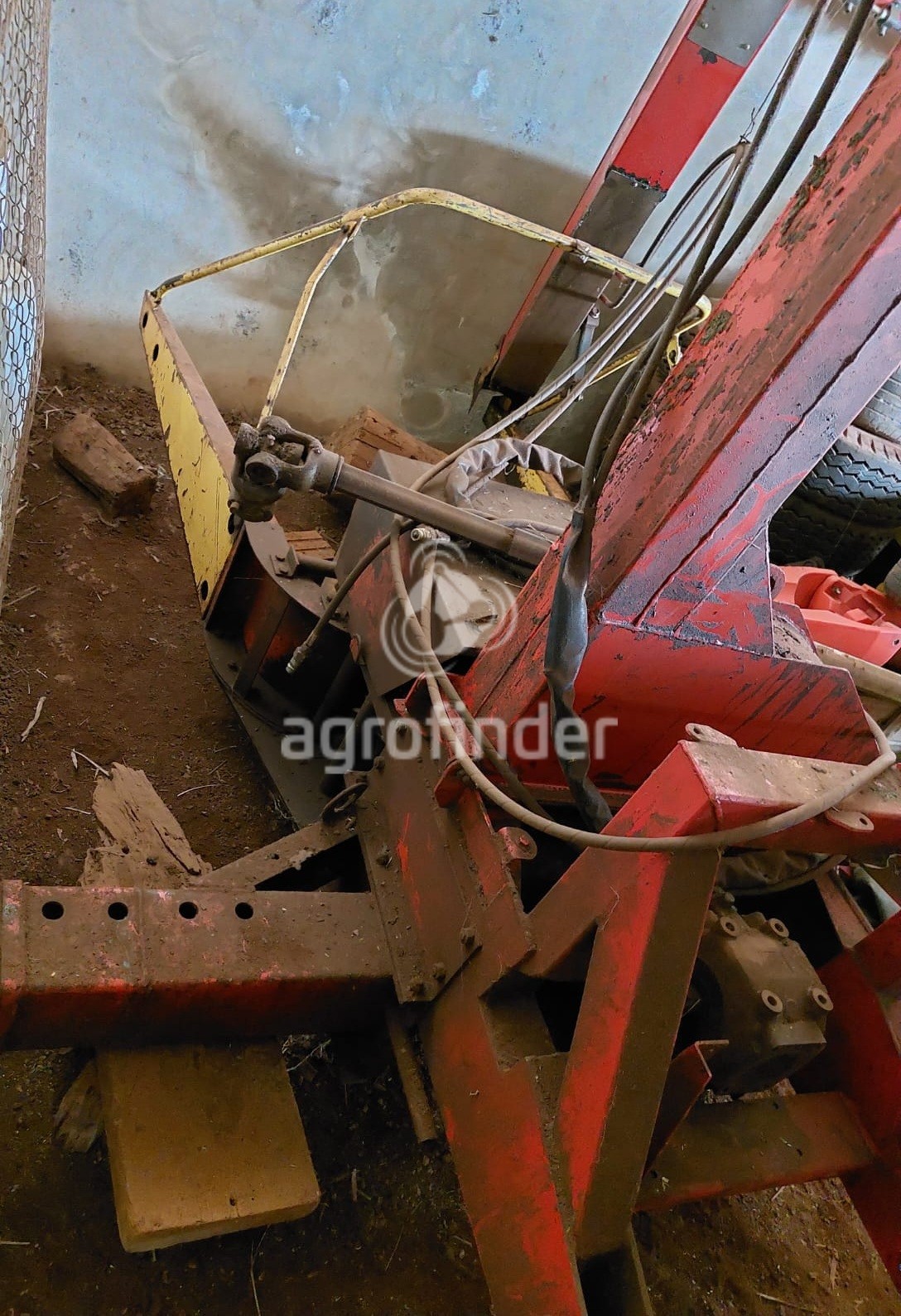 Forrageira Menta Premium  Ano 2009